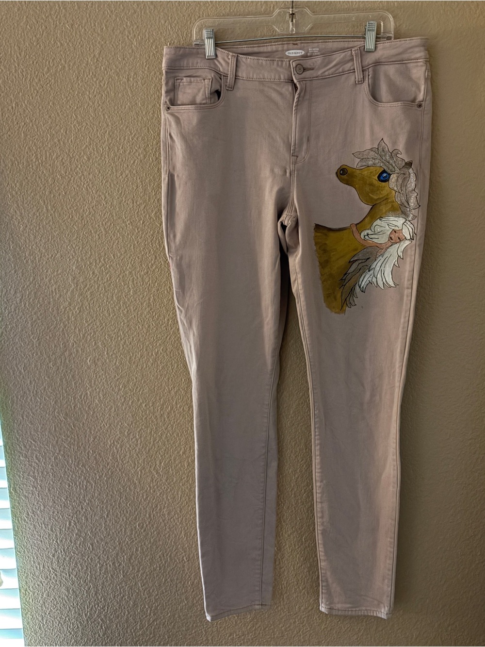Old Navy Beige Skinny Jeans with Painted Horse Accent